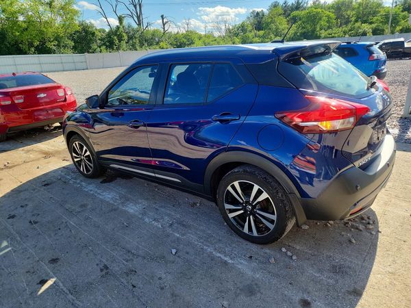 2020 NISSAN KICKS