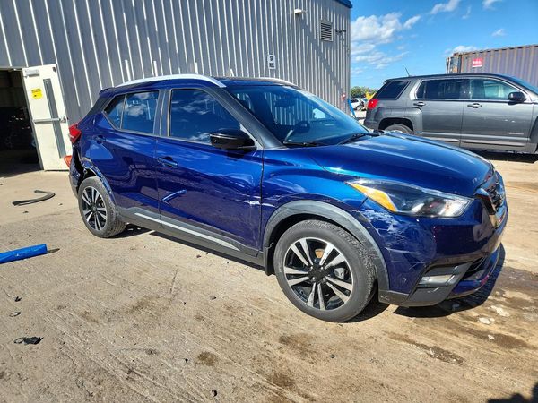 2020 NISSAN KICKS