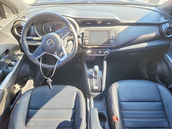 2020 NISSAN KICKS