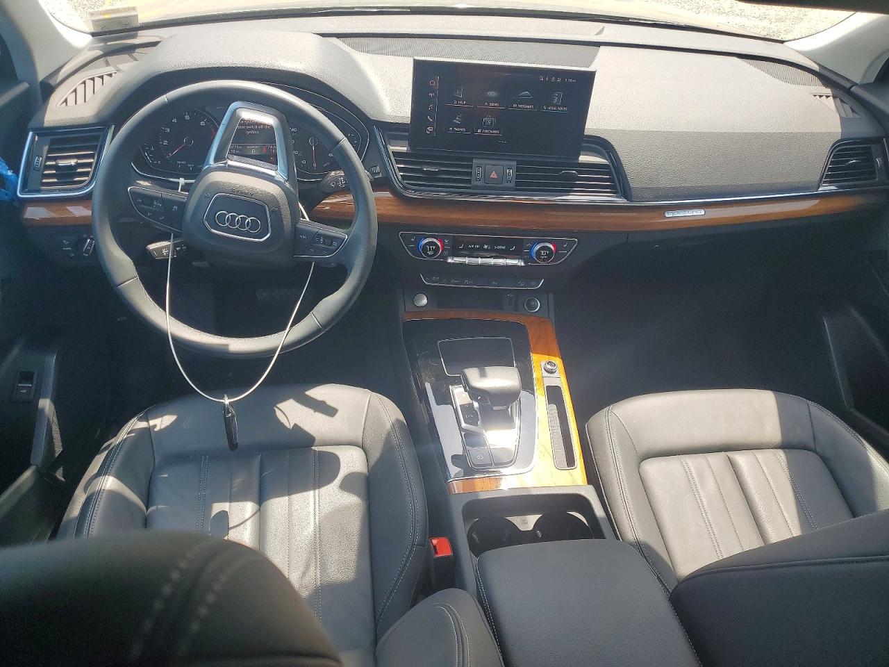 2023 AUDI Q5 S Line quattro Premium