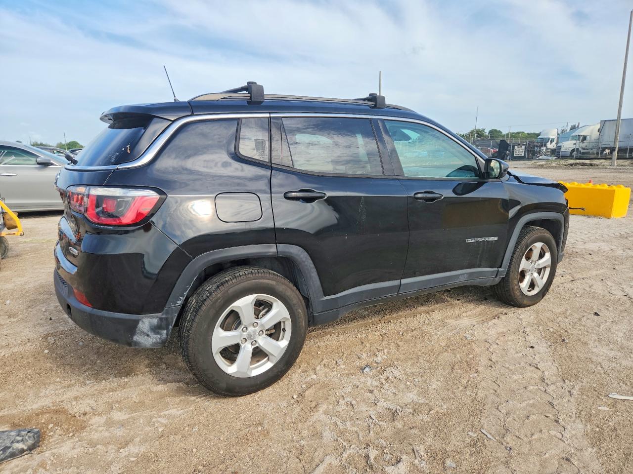 2017 JEEP COMPASS LATITUDE 4X4
