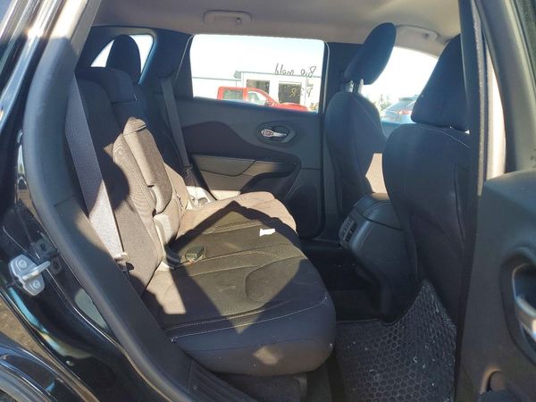 2016 JEEP CHEROKEE LATITUDE 4X4
