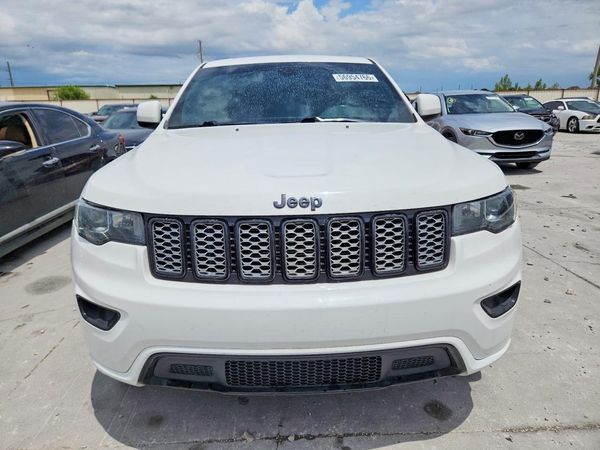2019 JEEP GRAND CHEROKEE LAREDO 4X4