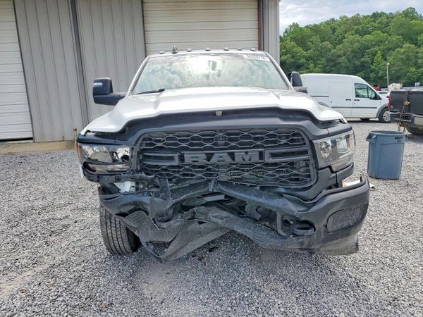 2023 RAM 2500 TRADESMAN CREW CAB 4X2
