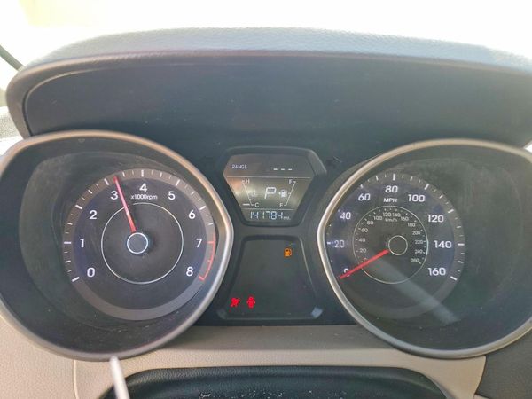 2016 HYUNDAI ELANTRA