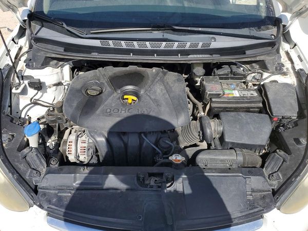 2016 HYUNDAI ELANTRA