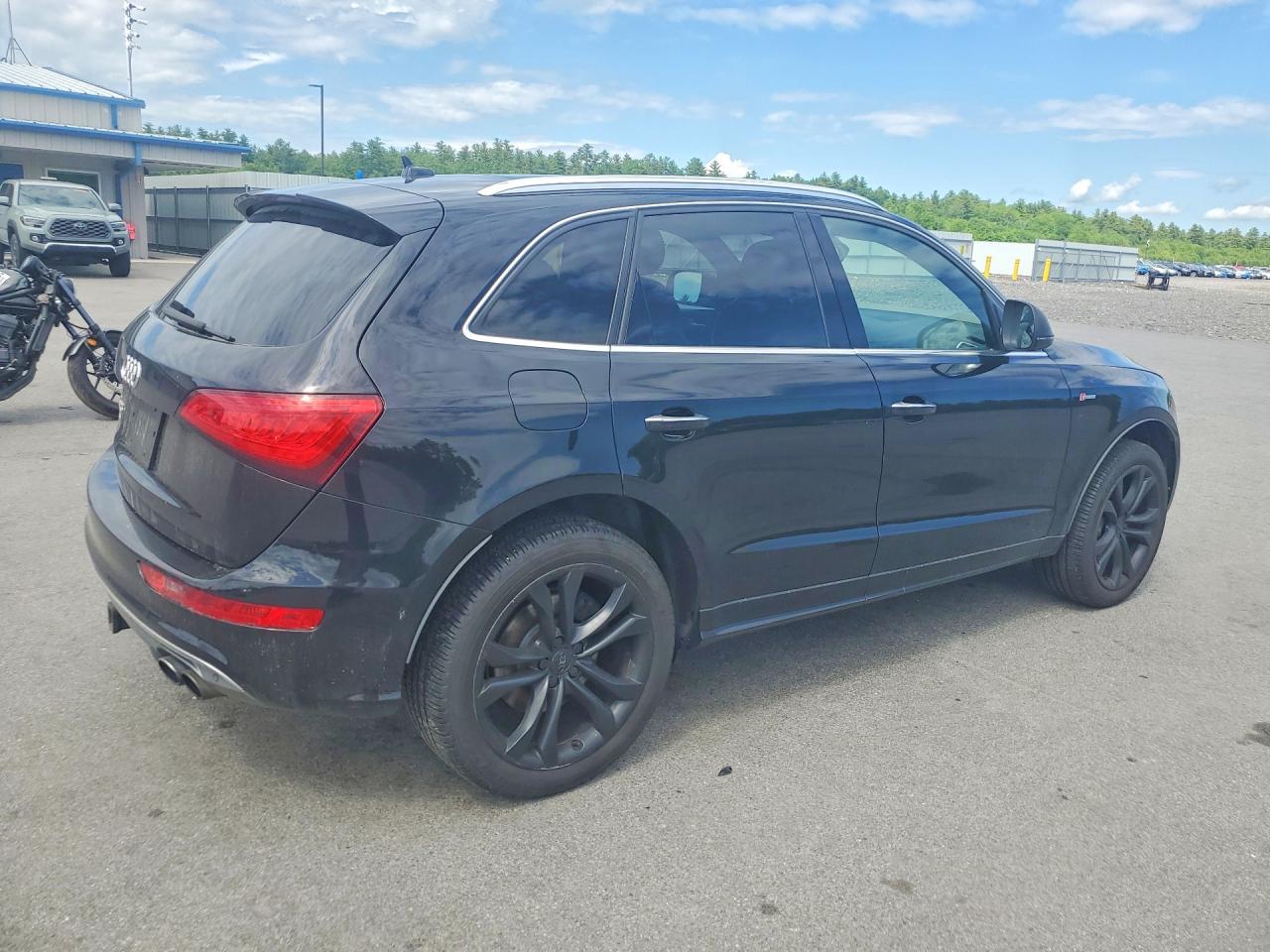 2015 AUDI SQ5 Premium Plus