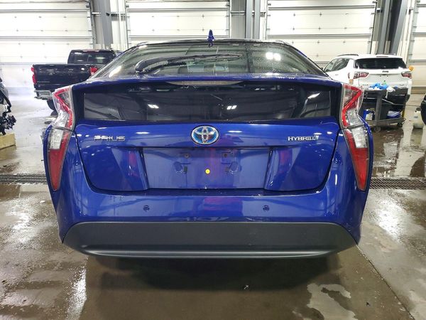 2018 TOYOTA PRIUS