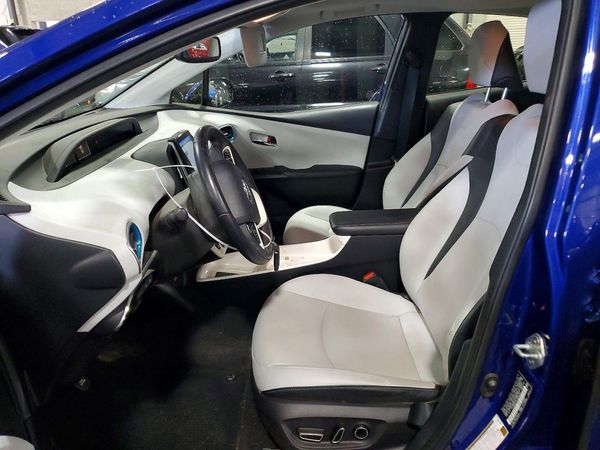2018 TOYOTA PRIUS