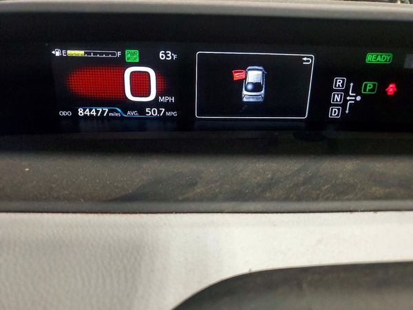 2018 TOYOTA PRIUS