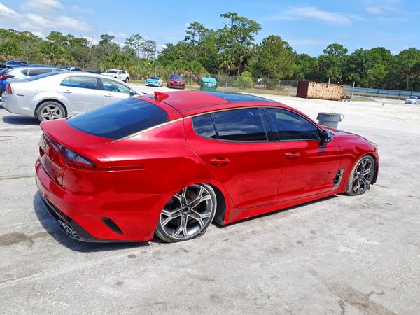2018 KIA STINGER