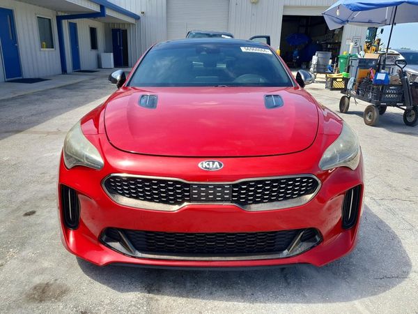 2018 KIA STINGER