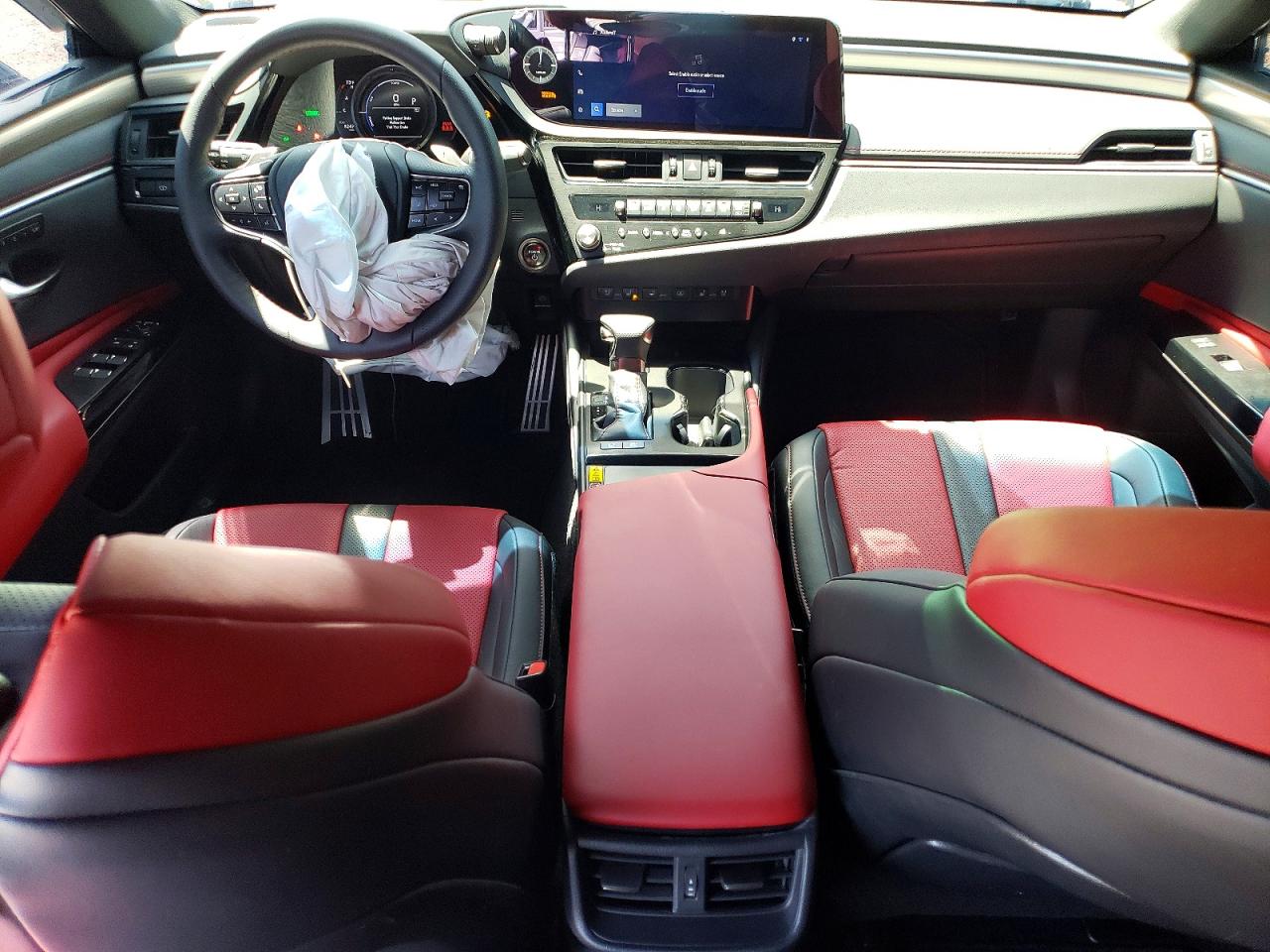2025 LEXUS ES 300H 300h F Sport Handling