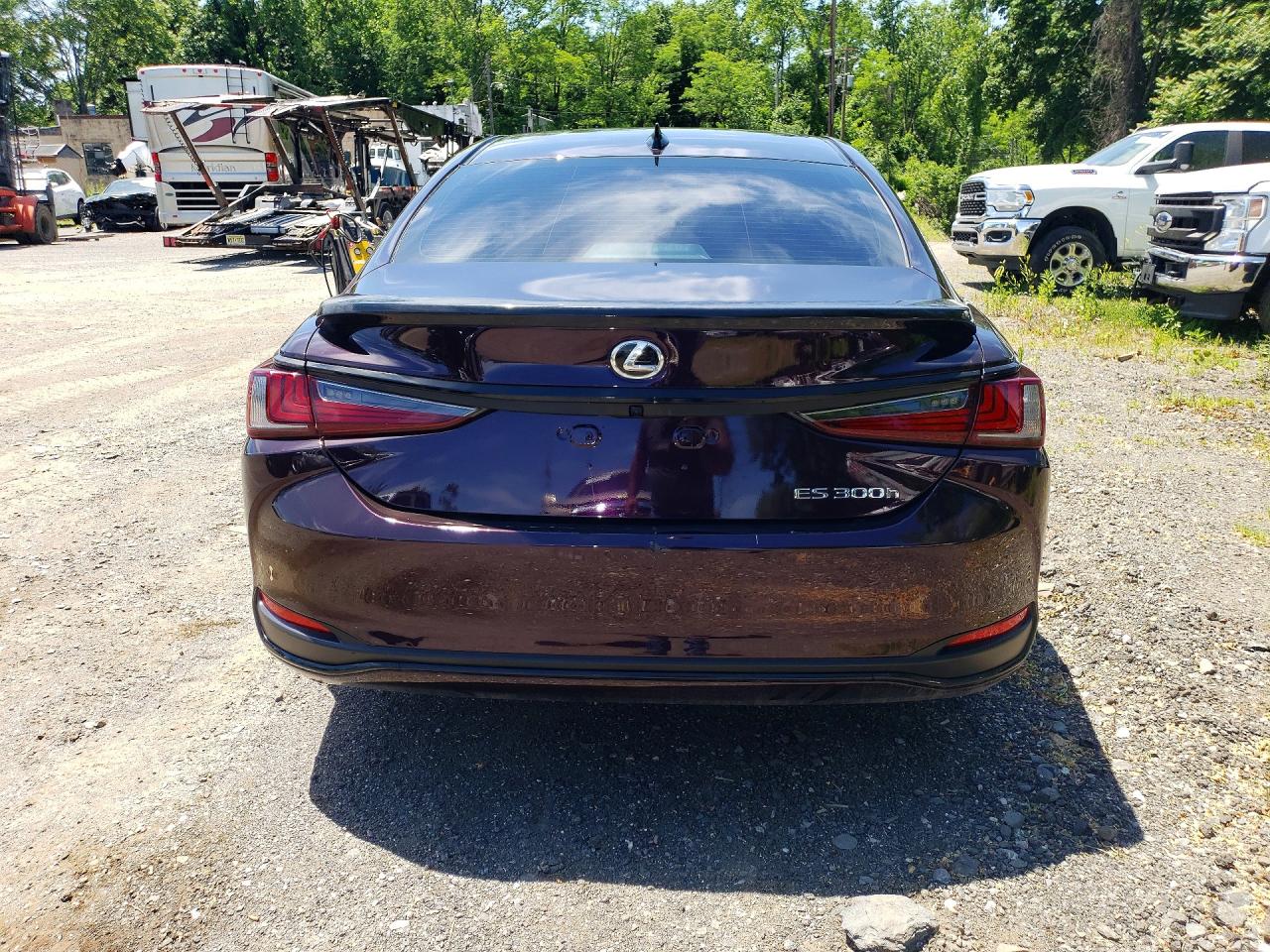 2025 LEXUS ES 300H 300h F Sport Handling