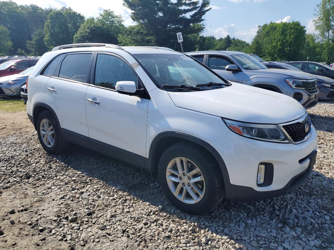 2015 KIA SORENTO GL
