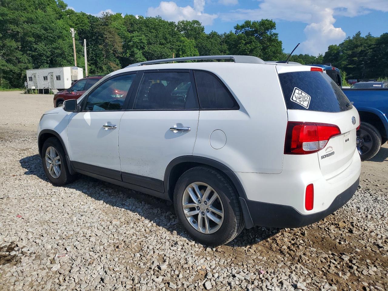 2015 KIA SORENTO GL