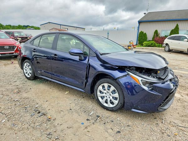 2026 TOYOTA COROLLA