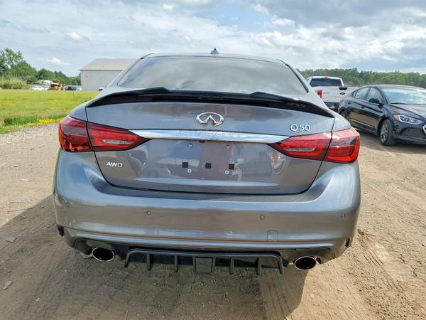 2021 INFINITI Q50 LUXE
