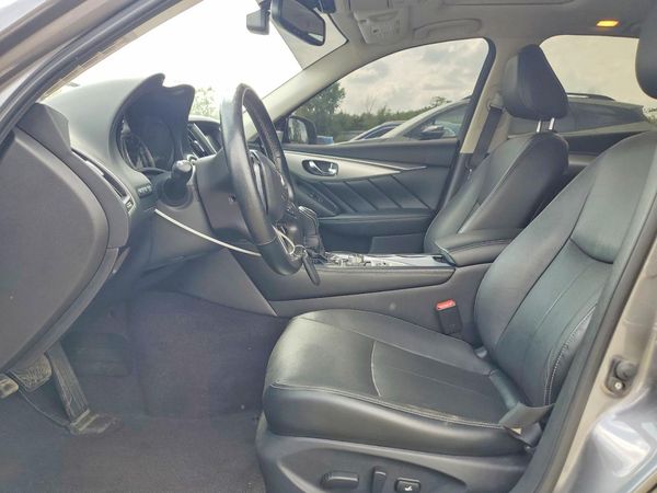 2021 INFINITI Q50 LUXE