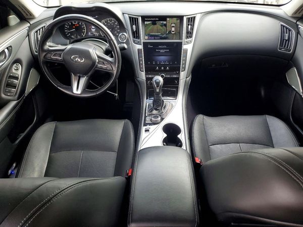 2021 INFINITI Q50 LUXE