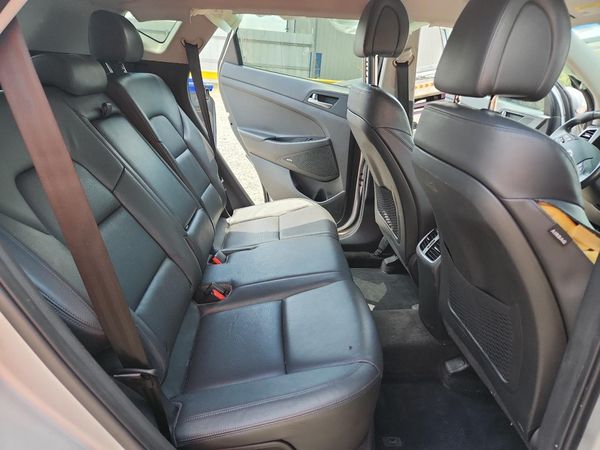 2017 HYUNDAI TUCSON