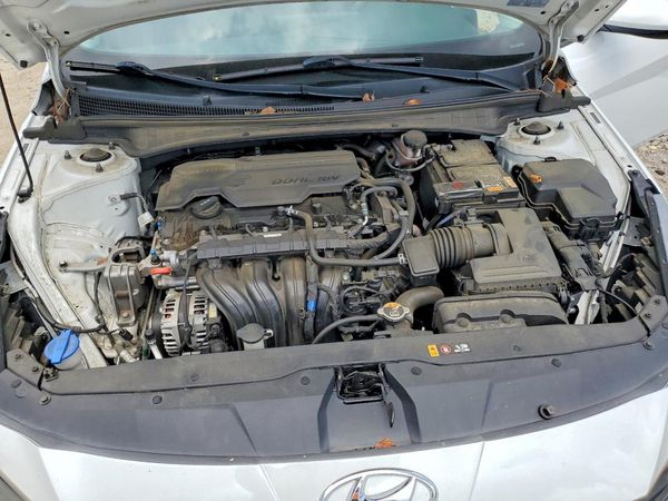 2021 HYUNDAI ELANTRA SE