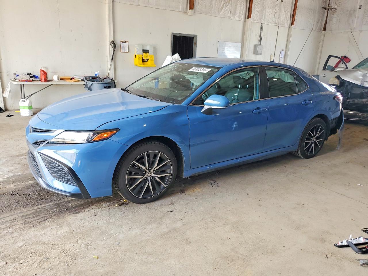 2024 TOYOTA CAMRY