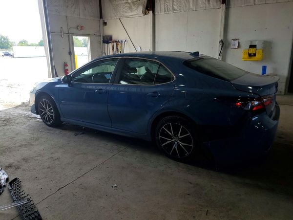 2024 TOYOTA CAMRY