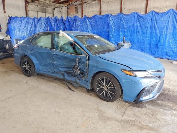 2024 TOYOTA CAMRY