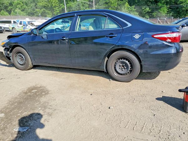 2017 TOYOTA CAMRY