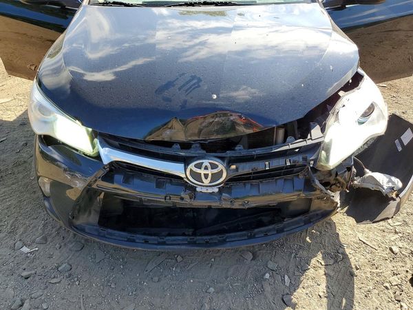 2017 TOYOTA CAMRY