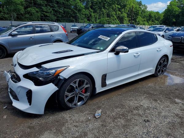 2019 KIA STINGER GT2