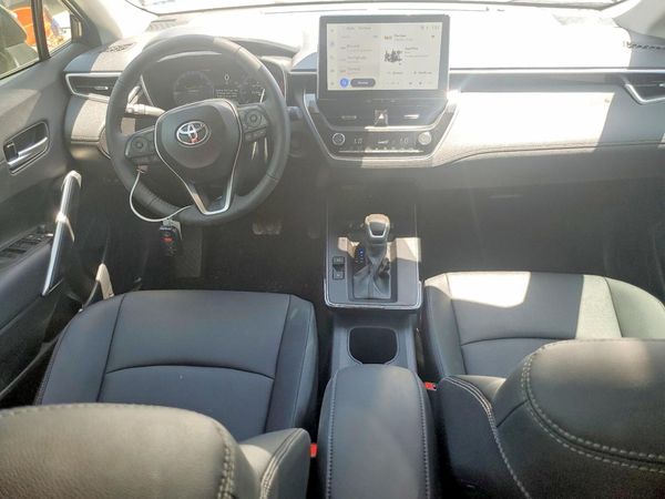 2026 TOYOTA COROLLA CROSS XLE — CKPT