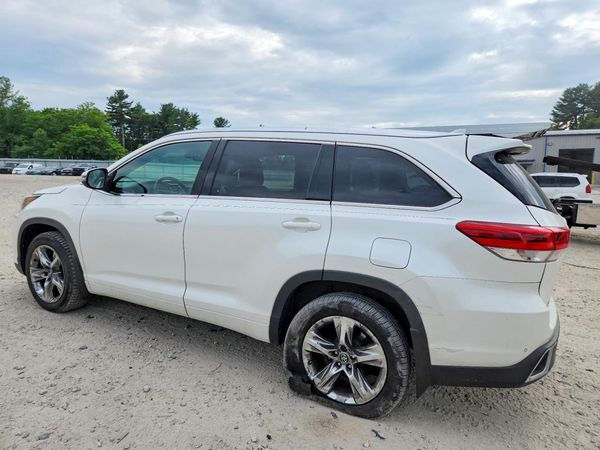 2017 TOYOTA HIGHLANDER