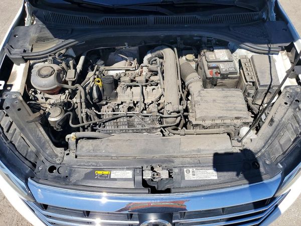 2019 VOLKSWAGEN JETTA S, SE, R-Line — Engine bay