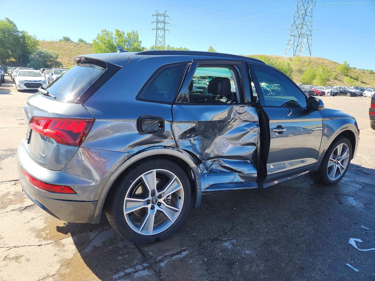 2020 AUDI Q5 quattro Premium Plus