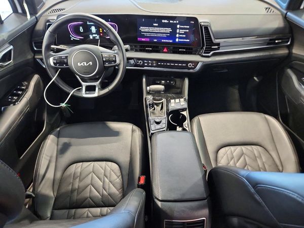 2025 KIA SPORTAGE X-LINE