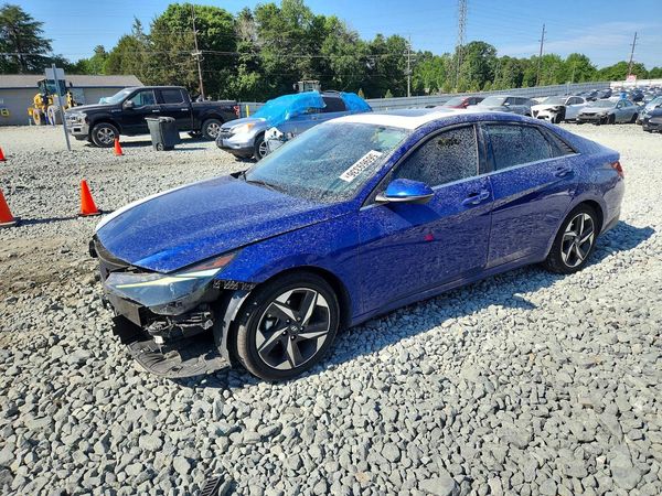 2021 HYUNDAI ELANTRA SEL w/ Premium Pkg