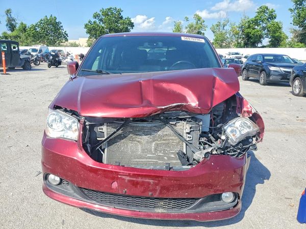 2020 DODGE GRAND CARAVAN SE
