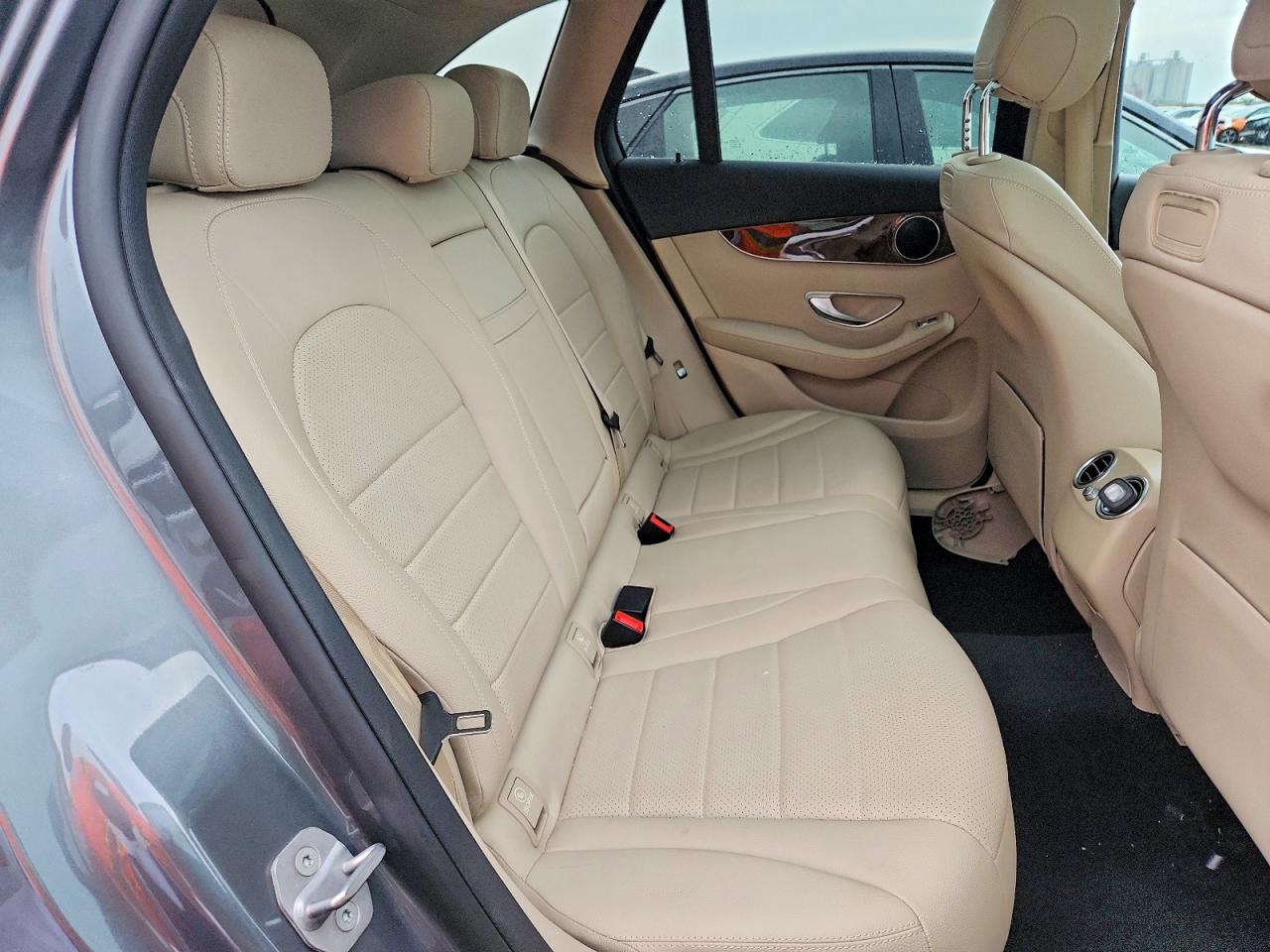 2018 MERCEDES-BENZ GLC GLC300