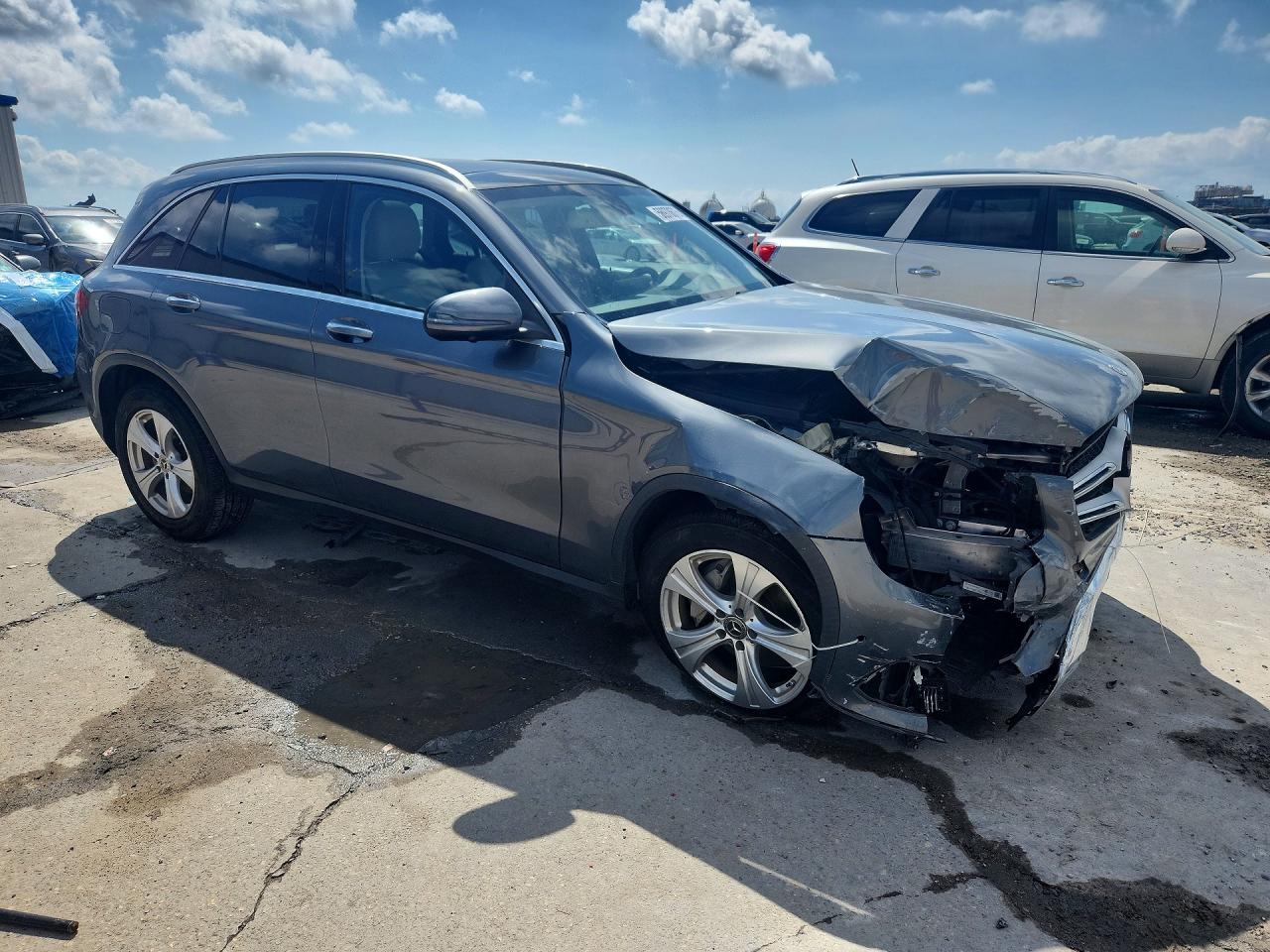 2018 MERCEDES-BENZ GLC GLC300