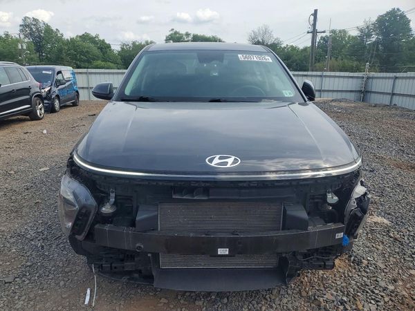 2024 HYUNDAI KONA SE
