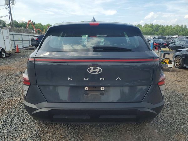 2024 HYUNDAI KONA SE