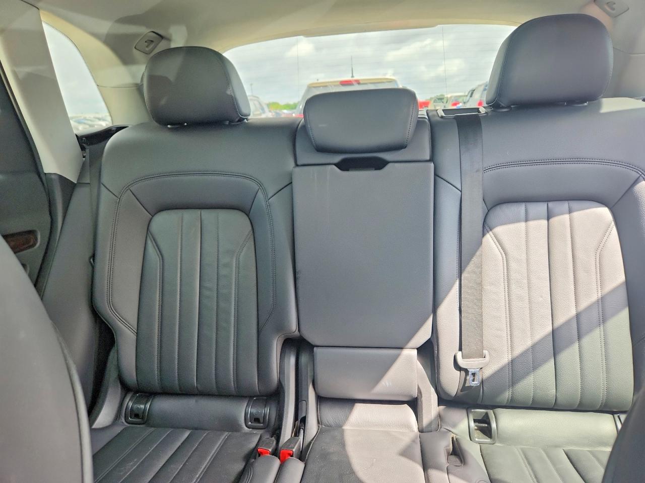 2018 AUDI Q5 quattro Premium Plus