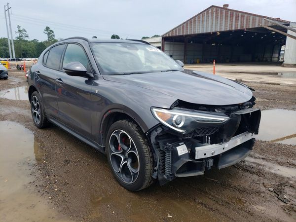 2022 ALFA ROMEO STELVIO TI AWD