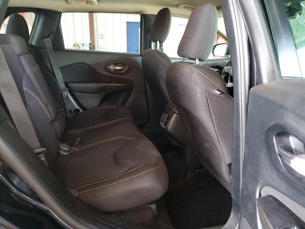 2017 JEEP CHEROKEE LATITUDE 4X4