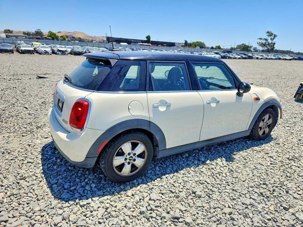 2015 MINI COOPER