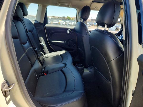 2015 MINI COOPER