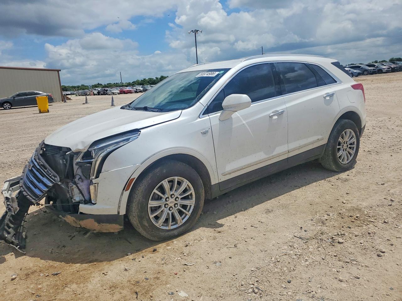 2017 CADILLAC XT5 Base