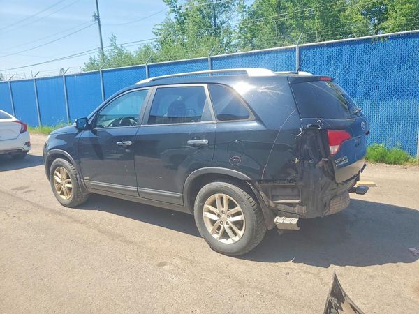 2015 KIA SORENTO GL